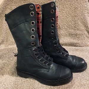 Dr. Martens Triumph Plaid Foldover